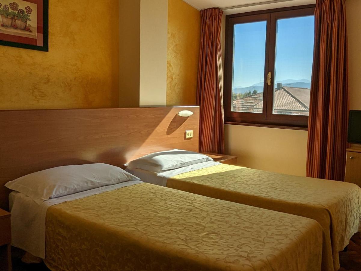 Hotel Del Sole Sora Exteriör bild